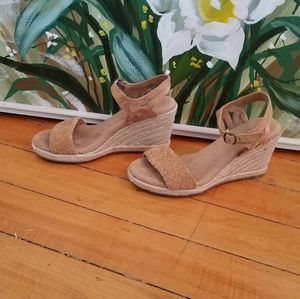 Sonoma leather sandals